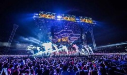 新瓜最新爆料演唱会视频,演唱会现场燃情瞬间，精彩瞬间回顾