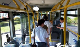 公交车最新爆料,揭秘最新公交车爆料背后的科技革新与出行变革